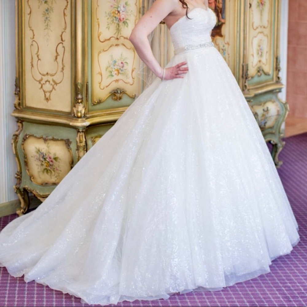 Wtoo by Watters Catalina wedding gown
